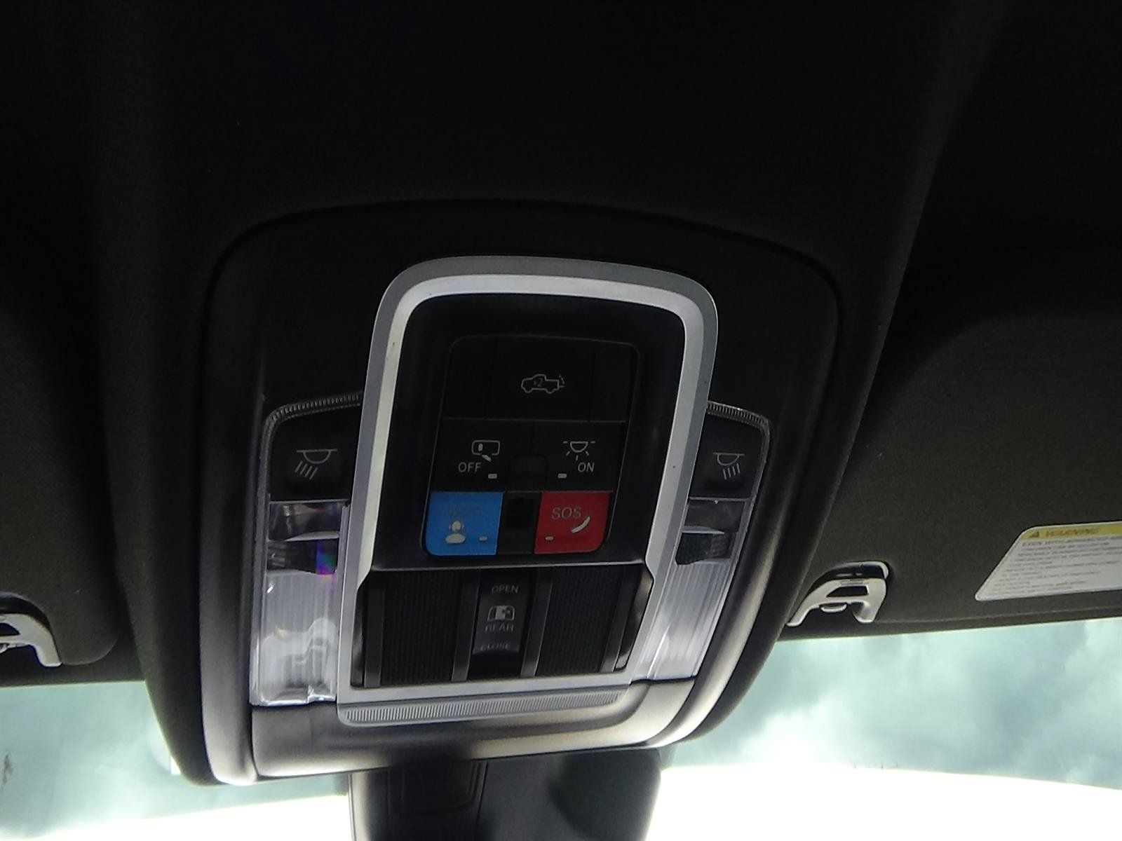 Used 2025 RAM 1500 Big Horn AWD/4WD image 38