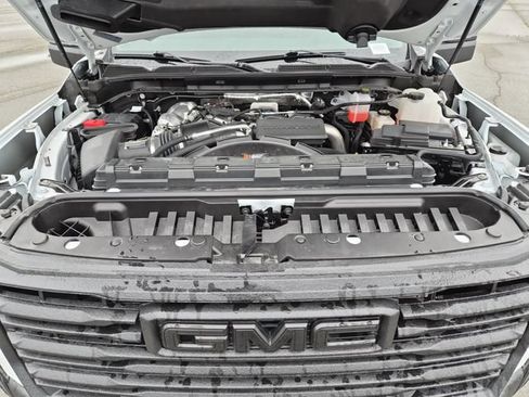 Used 2025 GMC Sierra 3500 SLE AWD/4WD image 22