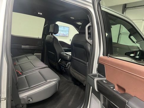 Used 2021 Ford F150 Lariat w/ Equipment Group 502A High image 51