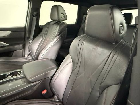 Used 2025 Acura MDX A-Spec image 36