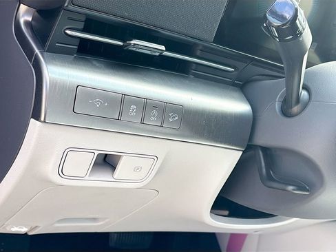 New 2026 Hyundai Kona SE image 10