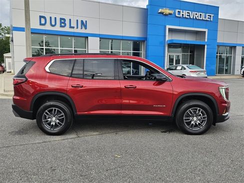 New 2025 GMC Acadia Elevation image 14