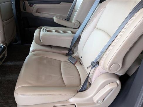 Certified 2022 Honda Odyssey Touring image 20