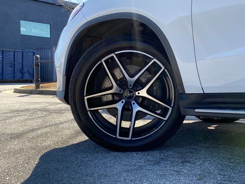 Used 2018 Mercedes-Benz GLE 43 AMG AMG 43 image 17