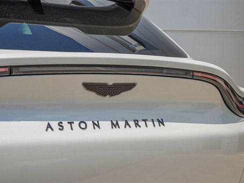 New 2025 Aston Martin DBX 707 image 23