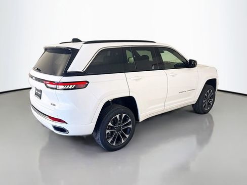 New 2025 Jeep Grand Cherokee Overland w/ Trailer Tow Package image 7