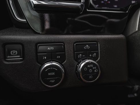 Used 2024 GMC Sierra 1500 Elevation AWD/4WD image 21