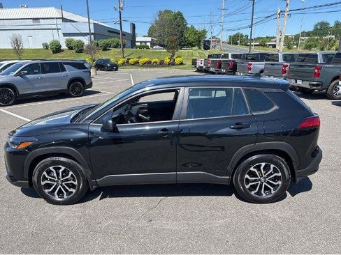 Used 2024 Toyota Corolla Cross AWD Hybrid image 15