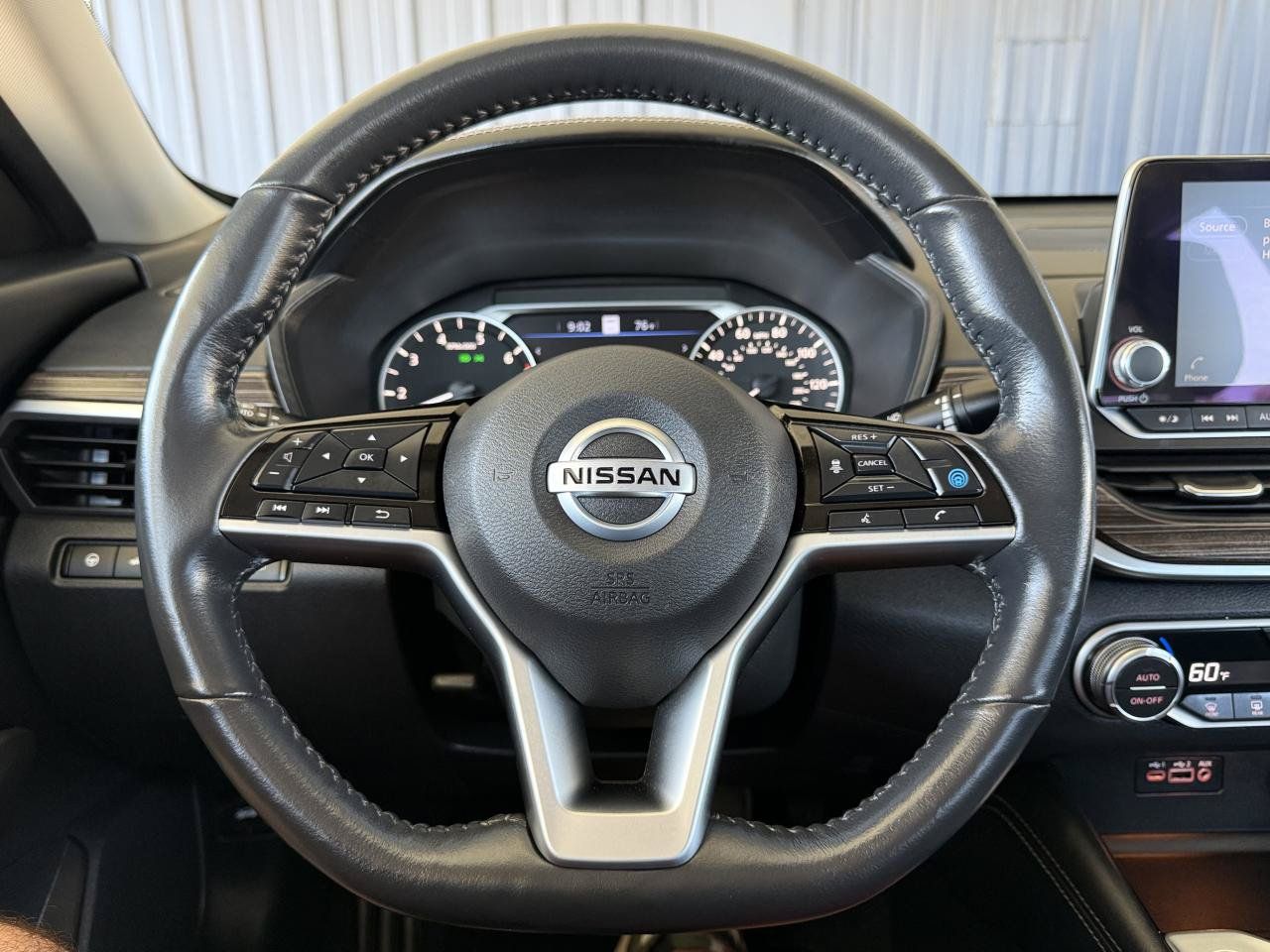 Used 2022 Nissan Altima 2.5 SL FWD image 18
