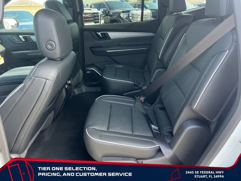 New 2026 Buick Enclave Preferred FWD image 11