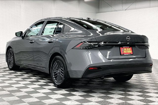 New 2026 Nissan Sentra SV w/ SV Convenience Package FWD image 4