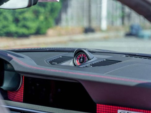 Used 2021 Porsche 911 Turbo S image 62