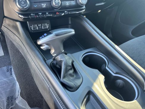 Used 2022 Dodge Durango SXT w/ Blacktop Package image 24