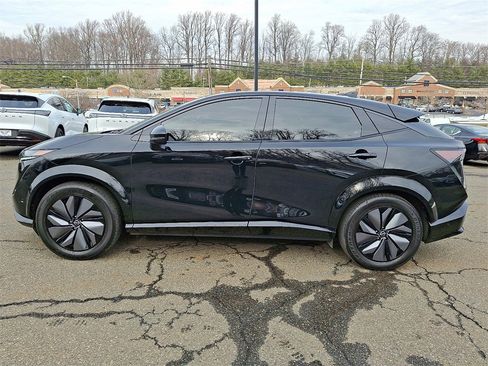 Used 2024 Nissan Ariya AWD image 4