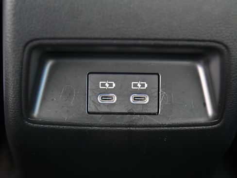 Used 2025 Toyota Corolla LE w/ LE Premium Package FWD image 38