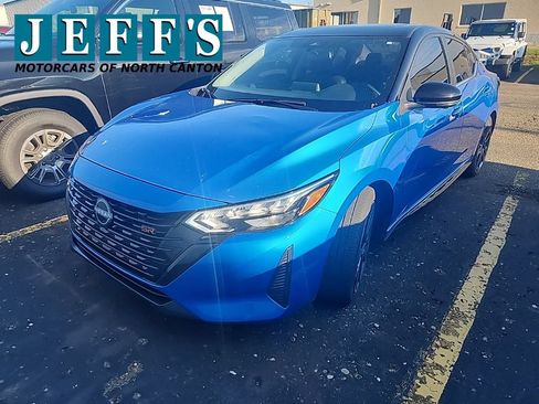 Used 2025 Nissan Sentra SR w/ SR Premium Package FWD image 1