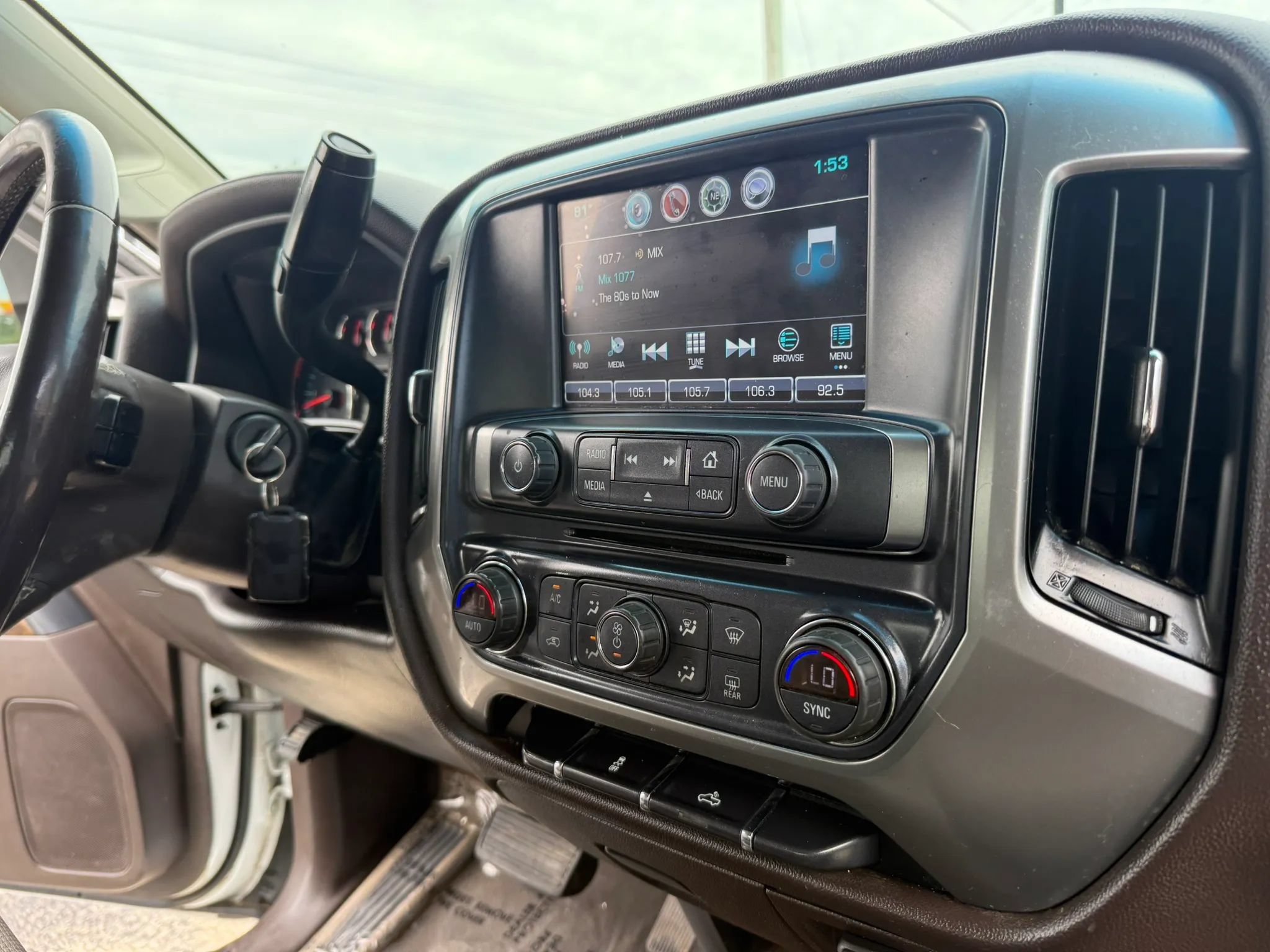 Used 2018 Chevrolet Silverado 2500 LT w/ All Star Edition AWD/4WD image 24