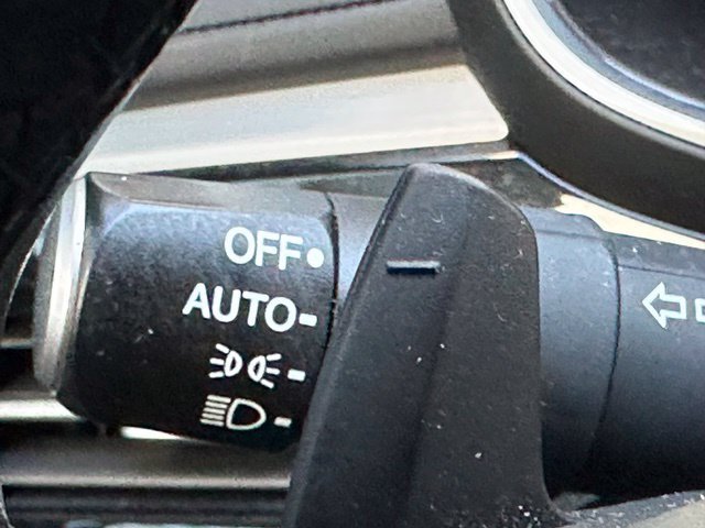 Used 2023 Acura MDX w/ Technology Package AWD/4WD image 16