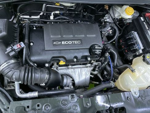 Used 2017 Chevrolet Sonic Premier image 29