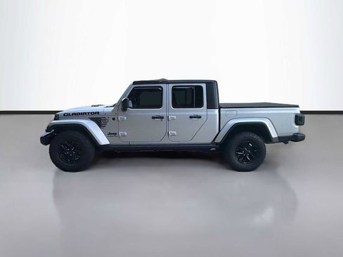 Used 2022 Jeep Gladiator Sport AWD/4WD image 5