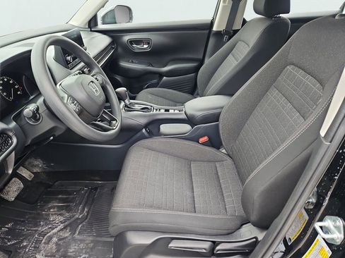 Certified 2025 Honda HR-V LX image 26