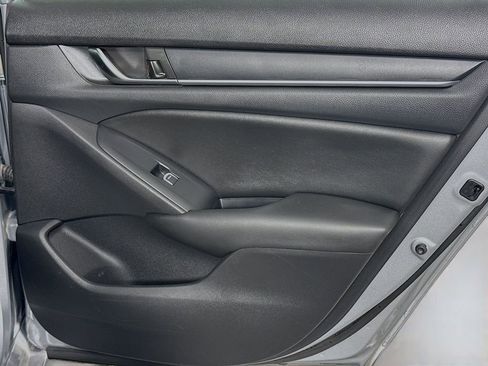 Used 2019 Honda Accord Sport image 27