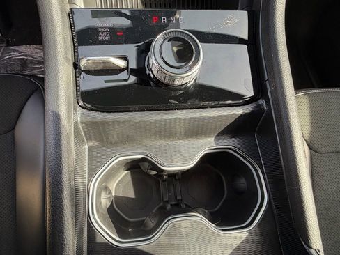 New 2026 Jeep Grand Cherokee Altitude AWD/4WD image 19