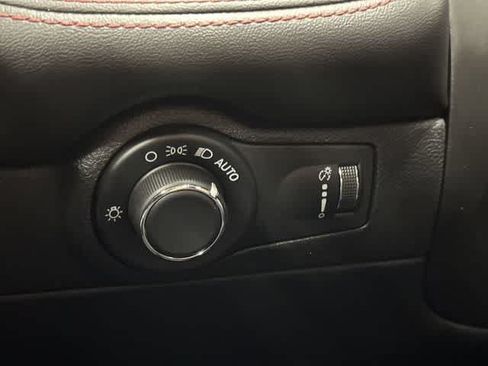 Used 2024 Dodge Durango GT AWD/4WD image 19