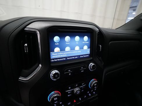 Used 2022 GMC Sierra 1500 Denali w/ Denali Premium Package AWD/4WD image 6
