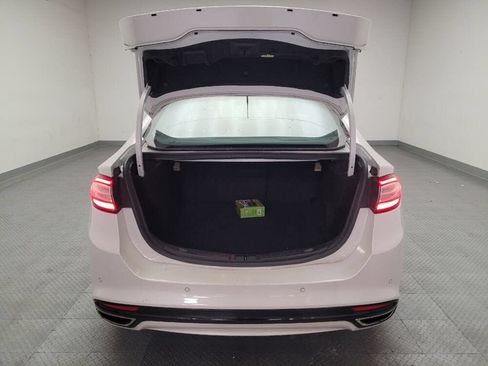 Used 2016 Ford Fusion Titanium FWD image 5