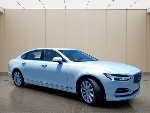 Used 2018 Volvo S90 T6 Inscription w/ Convenience Package AWD/4WD image 4