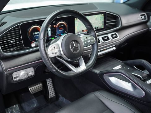 Used 2022 Mercedes-Benz GLS 450 4MATIC w/ AMG Line Exterior image 19