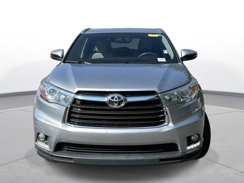 Used 2015 Toyota Highlander Limited FWD image 3