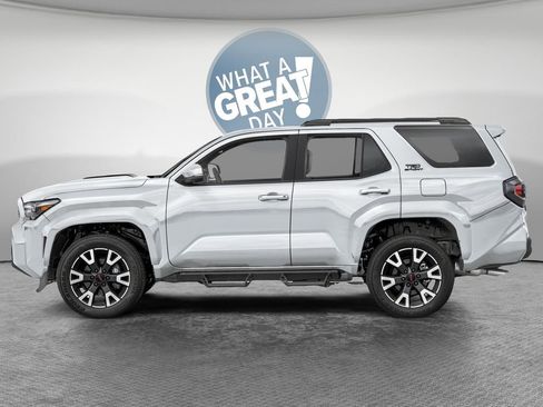 New 2026 Toyota 4Runner TRD Sport Premium AWD/4WD image 3