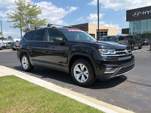 Used 2019 Volkswagen Atlas SE FWD image 2