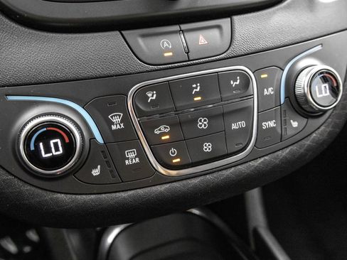 Used 2025 Chevrolet Malibu LT FWD image 29