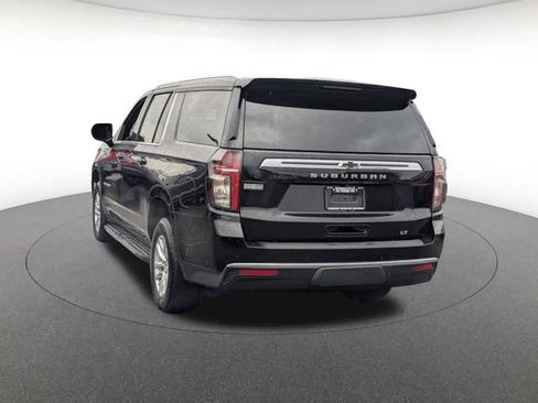 Used 2021 Chevrolet Suburban LT w/ Rear Media and Nav Package image 6