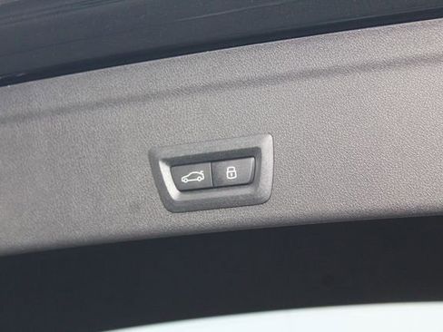 New 2026 BMW X6 xDrive40i w/ Executive Package image 8