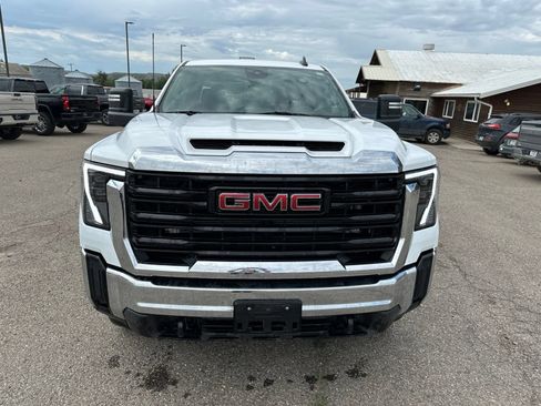 Used 2024 GMC Sierra 2500 Pro w/ Convenience Package AWD/4WD image 2