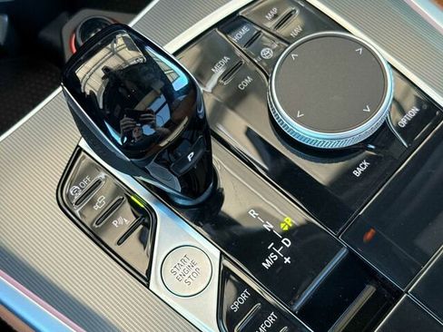 Used 2023 BMW X5 xDrive40i w/ Parking Assistance Package image 27