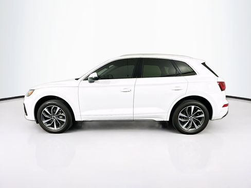 Used 2021 Audi Q5 2.0T Premium Plus w/ Premium Plus Package AWD/4WD image 4
