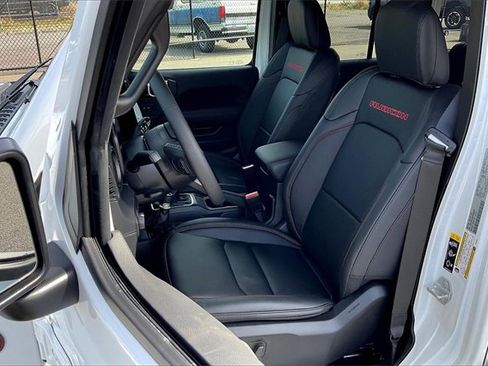 New 2025 Jeep Wrangler Unlimited Rubicon image 9