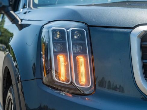 Used 2024 Kia Telluride S AWD/4WD image 15