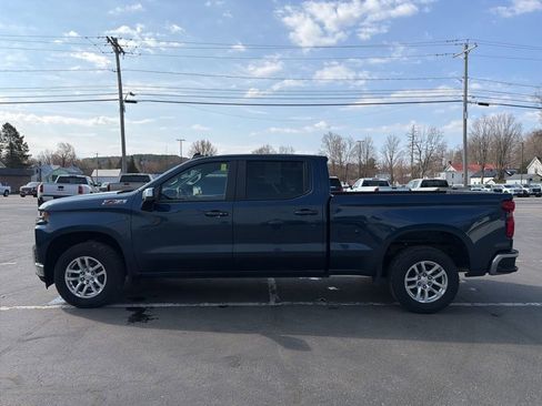 Used 2021 Chevrolet Silverado 1500 LT w/ Z71 Off-Road Package AWD/4WD image 2