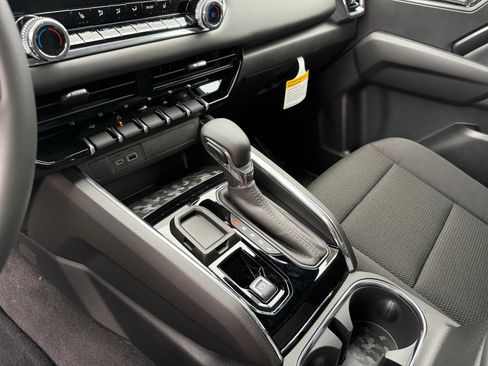 New 2026 GMC Canyon Elevation w/ Convenience Package image 13