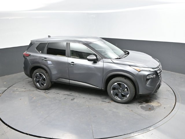 Used 2025 Nissan Rogue SV AWD/4WD image 35