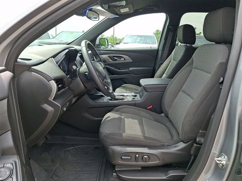 Used 2023 Chevrolet Traverse LT w/ LPO, Floor Liner Package AWD/4WD image 15