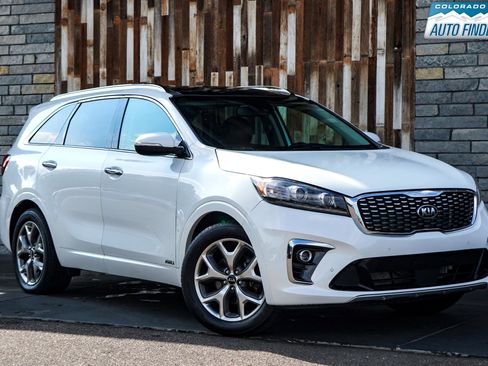 Used 2019 Kia Sorento SX image 9