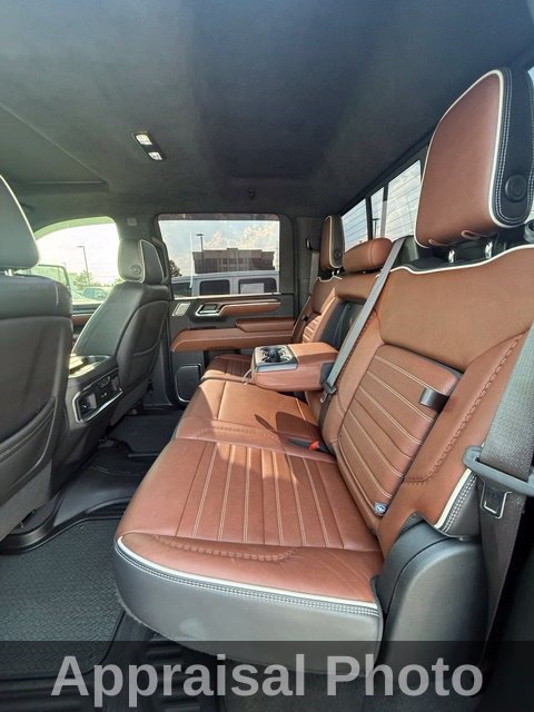 Used 2024 GMC Sierra 3500 Denali Ultimate AWD/4WD image 16