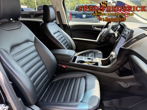 Used 2022 Ford Edge SEL w/ Convenience Package AWD/4WD image 14